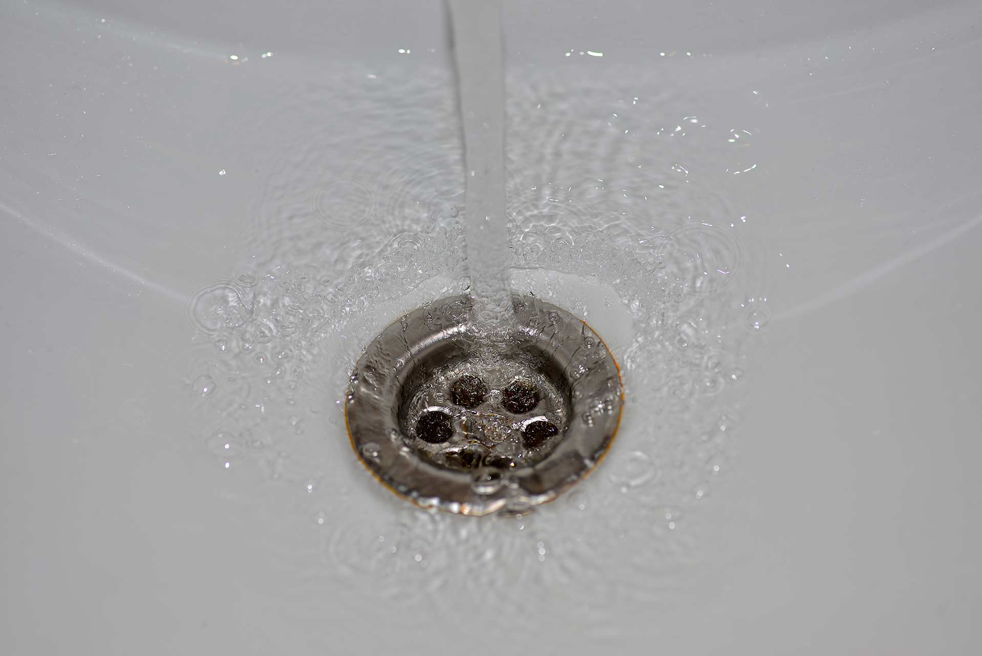 A2B Drains provides services to unblock blocked sinks and drains for properties in Bovingdon.